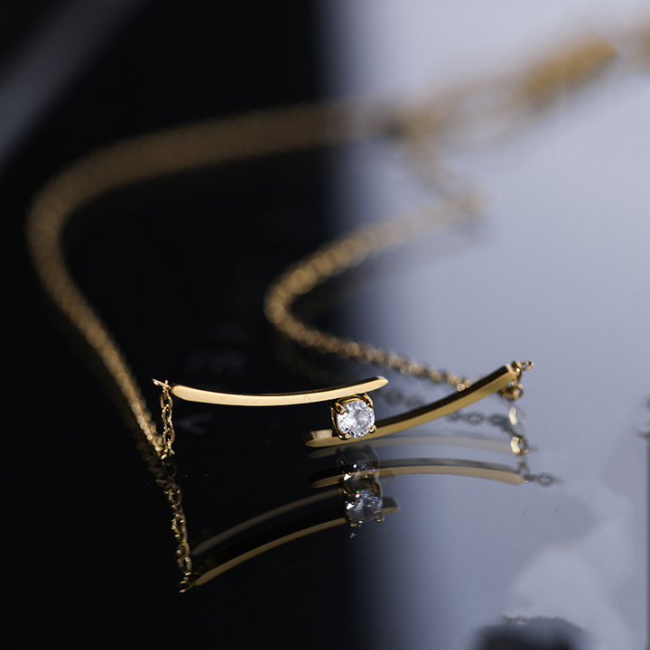 Chopstix Curved Bars with Zirconia Pendant & Chain