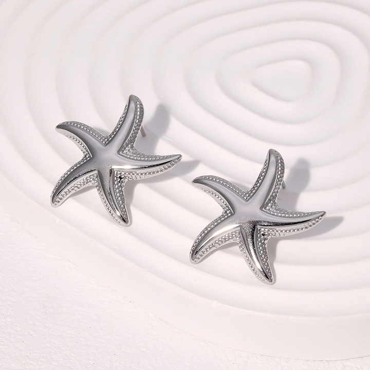 Starfish Textured Stud Earrings in Silver