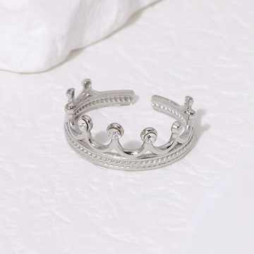 The Elizabeth Crown Ring